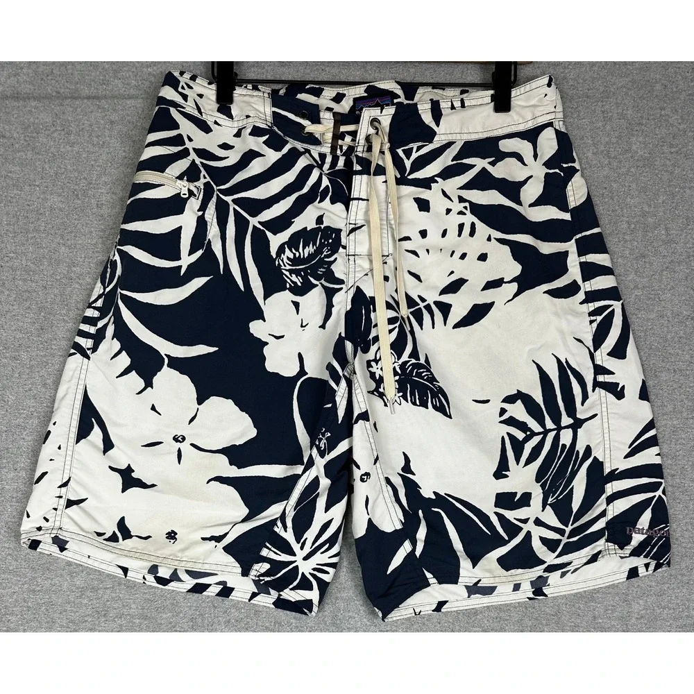 Patagonia Wavefarer Board Shorts‎ Mens 30 Navy White Tropical Floral Swim Trunks